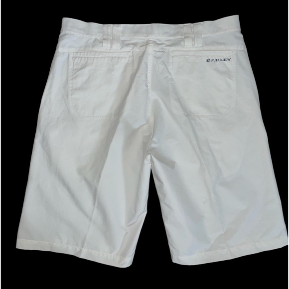 Oakley, White Pro-Shorts, Size 36 - Picture 2 of 5